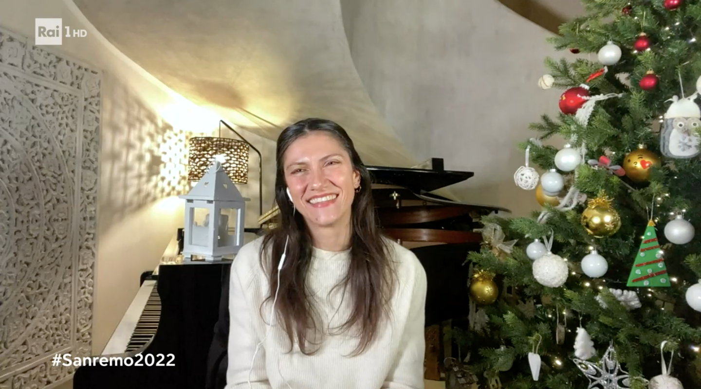 Copertina per Annullato il concerto di Elisa a Monfalcone, contagi nello staff